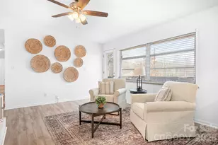 183 Kingsway Cir, Charlotte, NC 28214 - Photo 13