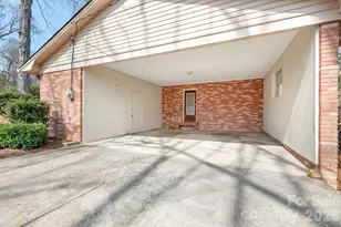 183 Kingsway Cir, Charlotte, NC 28214 - Photo 23