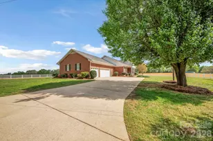 824 N Forest Hills School Rd, Marshville, NC 28103 - Photo 9