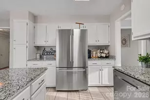 201 Eastwood Dr, Salisbury, NC 28146 - Photo 7