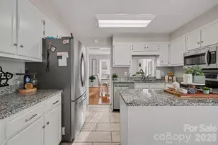 201 Eastwood Dr, Salisbury, NC 28146 - Photo 9