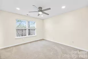 15558 Stronvar House Ln, Charlotte, NC 28277 - Photo 25