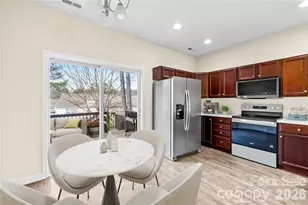 15558 Stronvar House Ln, Charlotte, NC 28277 - Photo 15