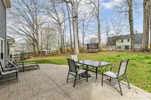 8413 Red Setter Ln, Charlotte, NC 28227 - Photo 23