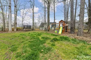 8413 Red Setter Ln, Charlotte, NC 28227 - Photo 25