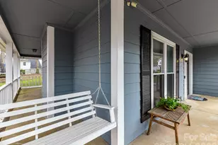 8413 Red Setter Ln, Charlotte, NC 28227 - Photo 3