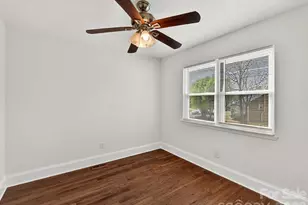 8413 Red Setter Ln, Charlotte, NC 28227 - Photo 21