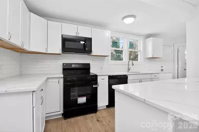 399 Woodlawn Avenue, Cramerton, NC 28032 - Photo 5