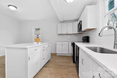 399 Woodlawn Avenue, Cramerton, NC 28032 - Photo 9