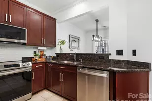 12008 Bordeaux St, Charlotte, NC 28277 - Photo 11