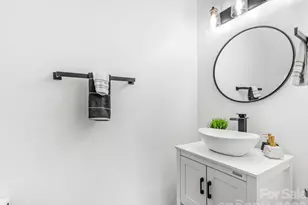 12008 Bordeaux St, Charlotte, NC 28277 - Photo 9