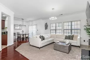 12008 Bordeaux St, Charlotte, NC 28277 - Photo 5