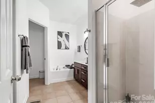 12008 Bordeaux St, Charlotte, NC 28277 - Photo 15