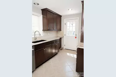 728 Morningside Drive, Mount Holly, NC 28120 - Photo 7