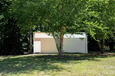 728 Morningside Drive, Mount Holly, NC 28120 - Photo 31