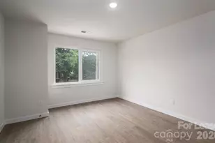 2340 13th Street NE, Hickory, NC 28601 - Photo 5