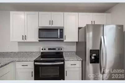 2340 13th Street NE, Hickory, NC 28601 - Photo 3