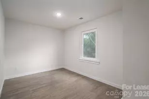 2340 13th Street NE, Hickory, NC 28601 - Photo 9