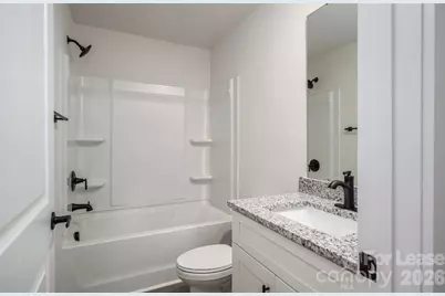 2340 13th Street NE, Hickory, NC 28601 - Photo 7