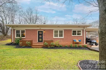 335 E Sumner Street, Lincolnton, NC 28092 - Photo 7