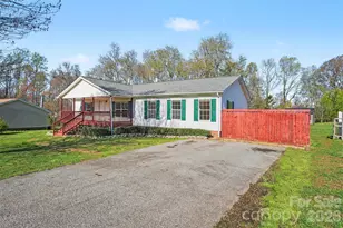 100 Acreview Ln, Maiden, NC 28650 - Photo 3