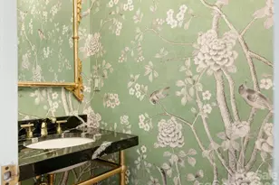 1413 Andover Rd, Charlotte, NC 28211 - Photo 13