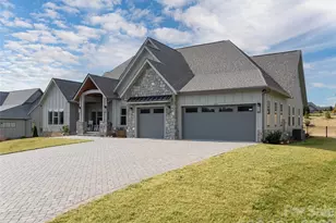 744 Daniel Cir Dr, Mills River, NC 28759 - Photo 3