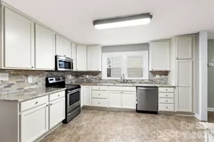 1751 Robert Martin Rd, Catawba, NC 28609 - Photo 21