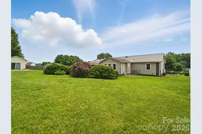 117 Pilots Ridge Drive, Bessemer City, NC 28016 - Photo 15