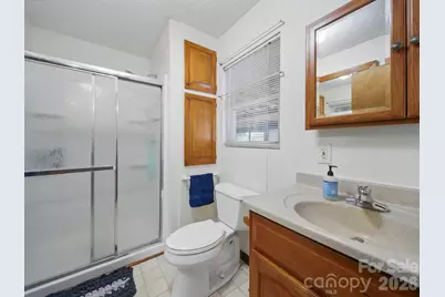 117 Pilots Ridge Drive, Bessemer City, NC 28016 - Photo 9