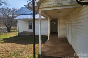 363 Center Church Rd, Hiddenite, NC 28636 - Photo 29