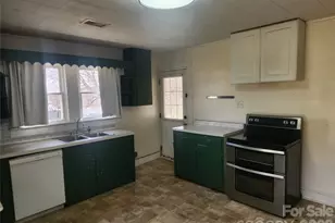 363 Center Church Rd, Hiddenite, NC 28636 - Photo 21