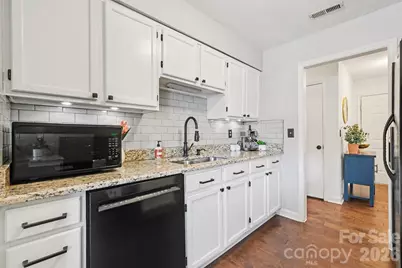 2540 Dalston Lane, Charlotte, NC 28210 - Photo 15