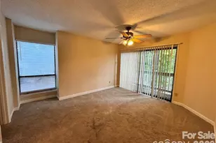 1600 Sharon Rd W, Charlotte, NC 28210 - Photo 5