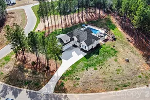 615 Short Stroll Ct, Clover, SC 29710 - Photo 43