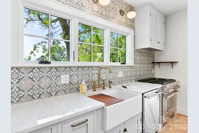 18 Normandy Road, Asheville, NC 28803 - Photo 11