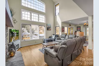 105 Tryon Bay Circle, Lake Lure, NC 28746 - Photo 5