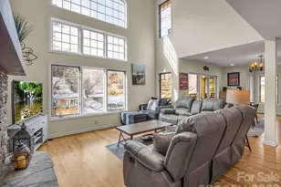 105 Tryon Bay Cir, Lake Lure, NC 28746 - Photo 5