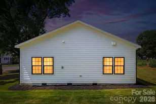 203 Lee St, Fort Mill, SC 29715 - Photo 5