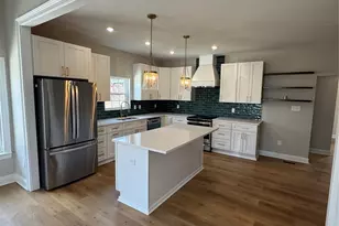 203 Lee St, Fort Mill, SC 29715 - Photo 3