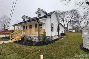 203 Lee St, Fort Mill, SC 29715 - Photo 1