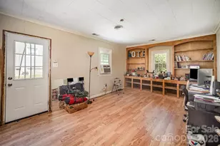 904 Timberlane Dr, Mount Holly, NC 28120 - Photo 15