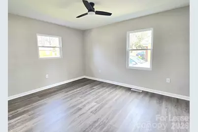 2900 Enfield Road, Charlotte, NC 28205 - Photo 11