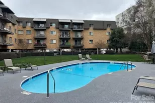 1323 Queens Rd, Charlotte, NC 28207 - Photo 37