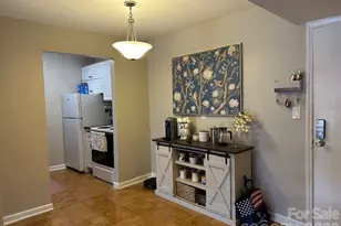 1323 Queens Rd, Charlotte, NC 28207 - Photo 13