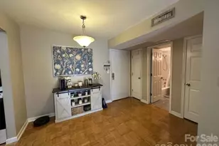 1323 Queens Rd, Charlotte, NC 28207 - Photo 17