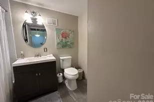 1323 Queens Rd, Charlotte, NC 28207 - Photo 21