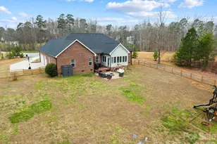 1468 Kinks Ln, Maiden, NC 28650 - Photo 3