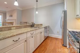 350 E Allen St, Hendersonville, NC 28792 - Photo 7