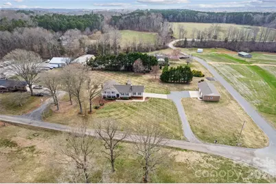 8815 Columbus Street, Davidson, NC 28036 - Photo 3